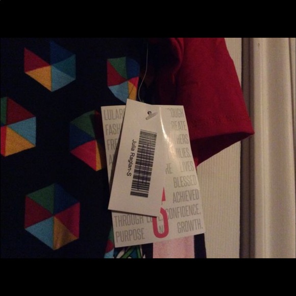 Lularoe Julia - Picture 2 of 3